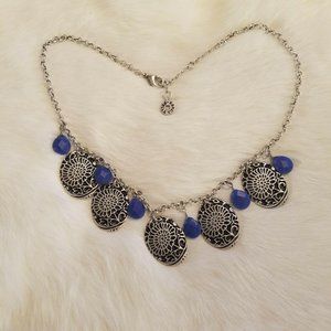 KArma Bella‎ Silver Flower Bib Necklace 2610